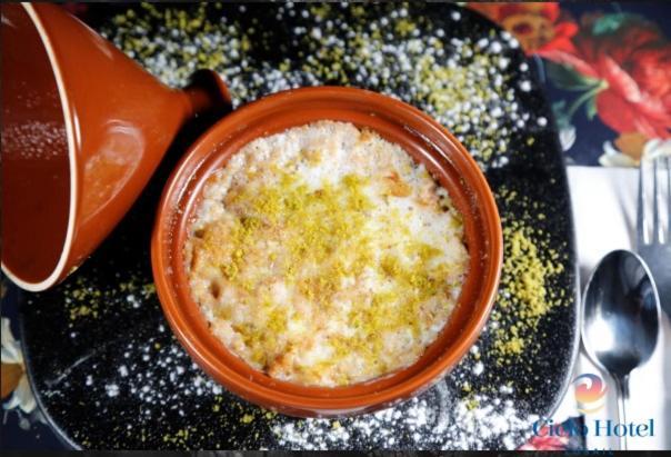 Cielo Hotel Lusail Qatar Buitenkant foto A bowl of couscous