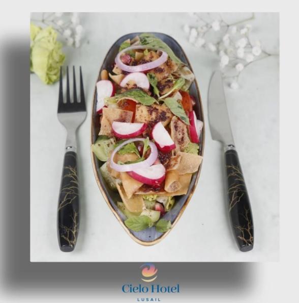 Cielo Hotel Lusail Qatar Buitenkant foto A fattoush salad